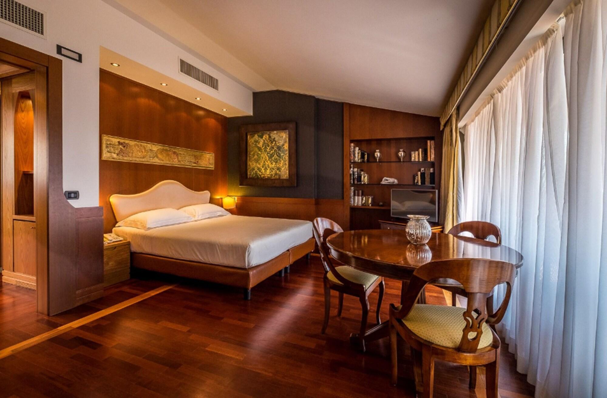 Bv Grand Hotel Ассизи Экстерьер фото